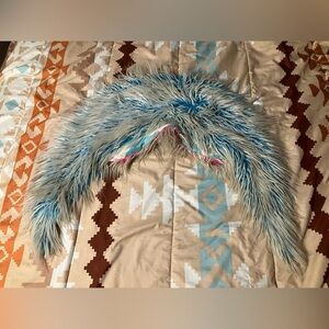 Spirthoods style faux fur blue white & grey wolf shoulder shawl Ravewear